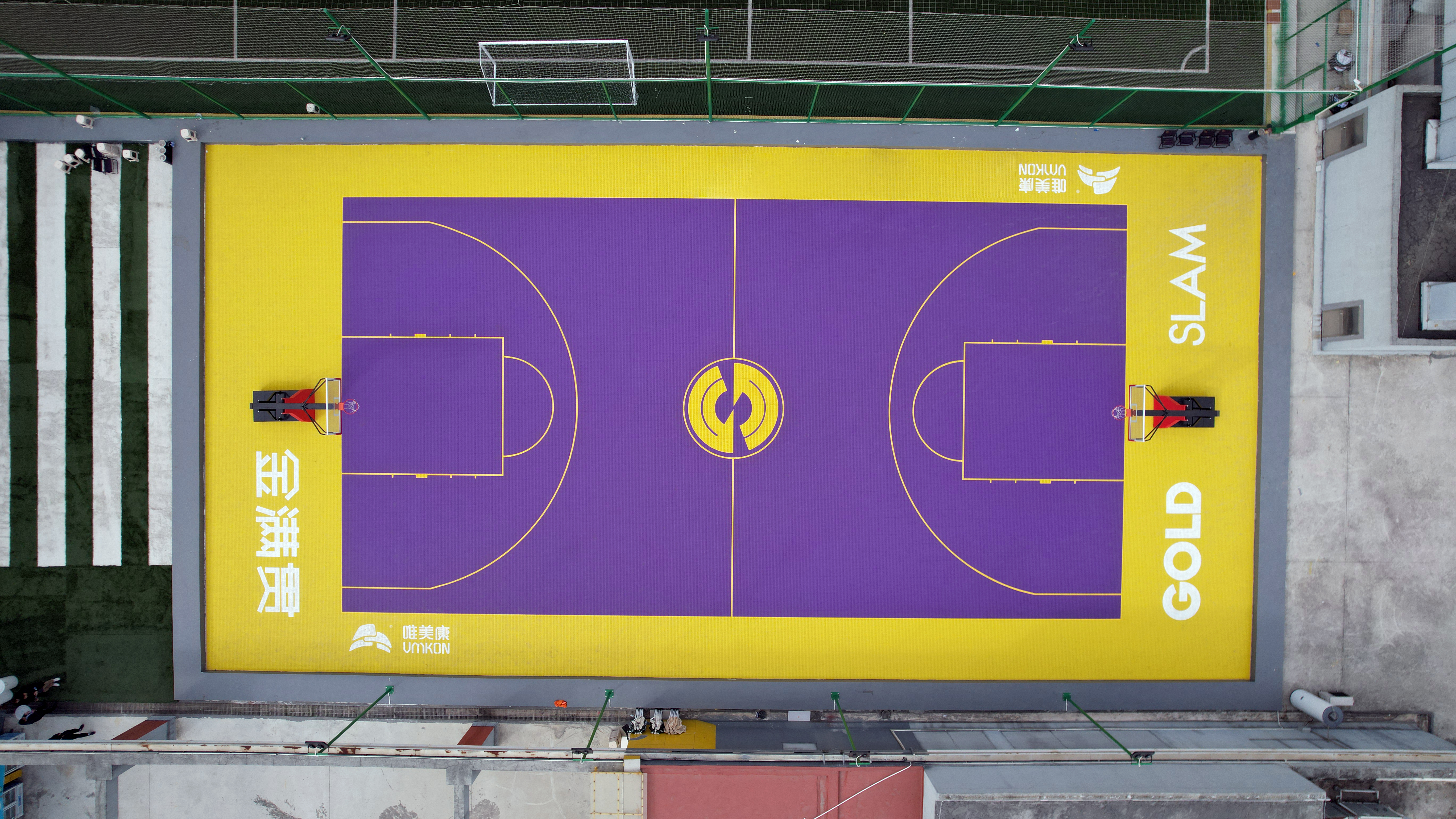 廣州金滿貫網(wǎng)球俱樂部 戶外籃球場(chǎng)